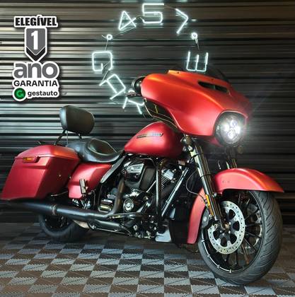 HARLEY-DAVIDSON STREET GLIDE SPECIAL 